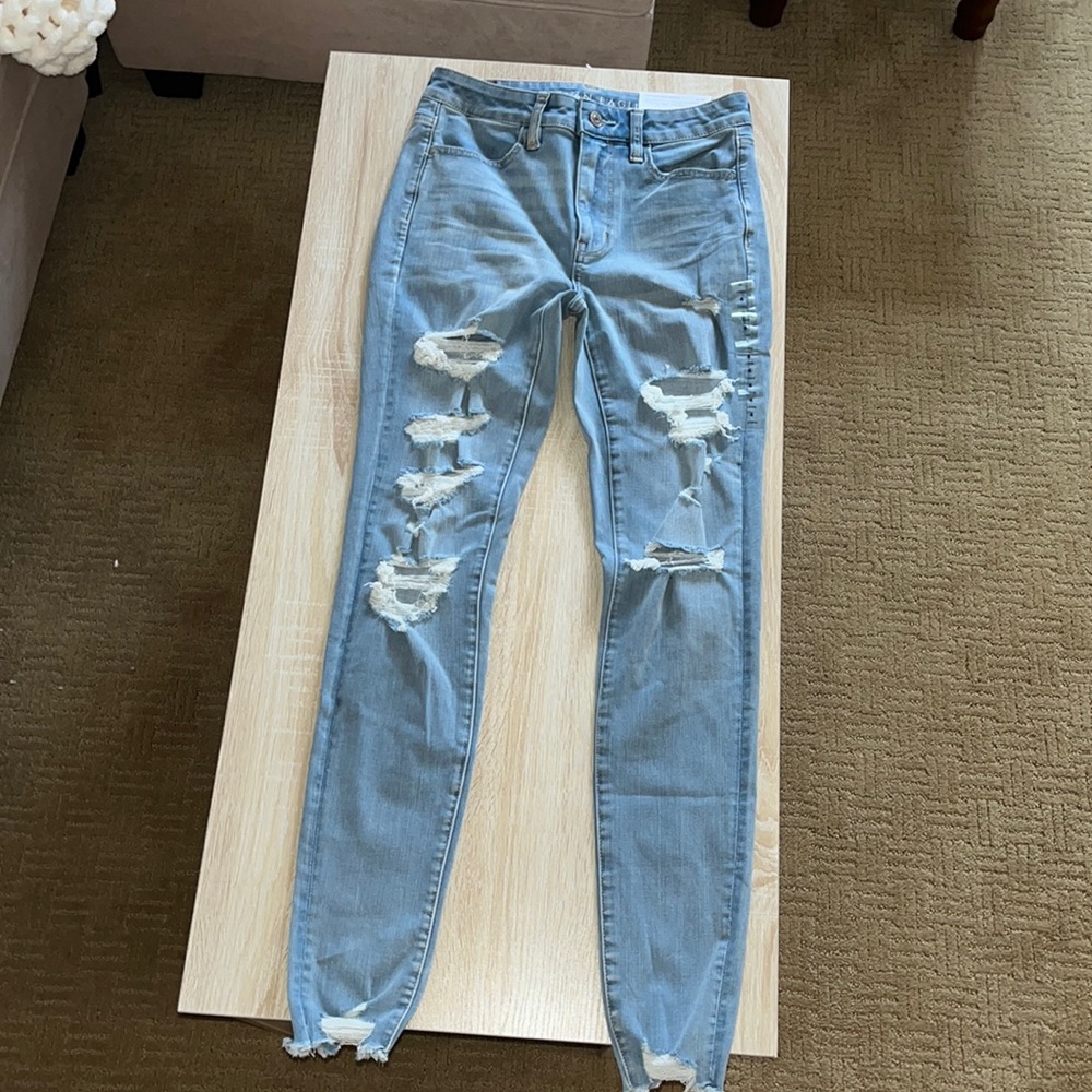Jeans. Size 4. American eagle